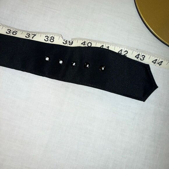 Vintage 80s Black Wide Waist Belt with Gold Braided Buckle | Statement Cinch Bel - Picture 9 of 9